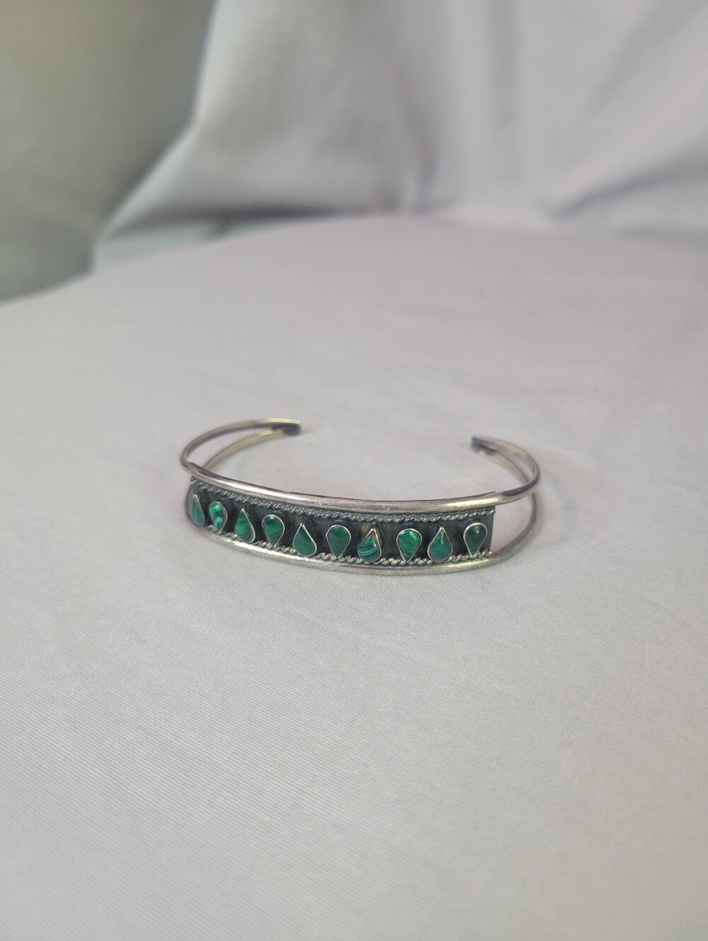 Vintage 925 Green Teardrop Malachite Stone Inlay Silver Cuff Bracelet